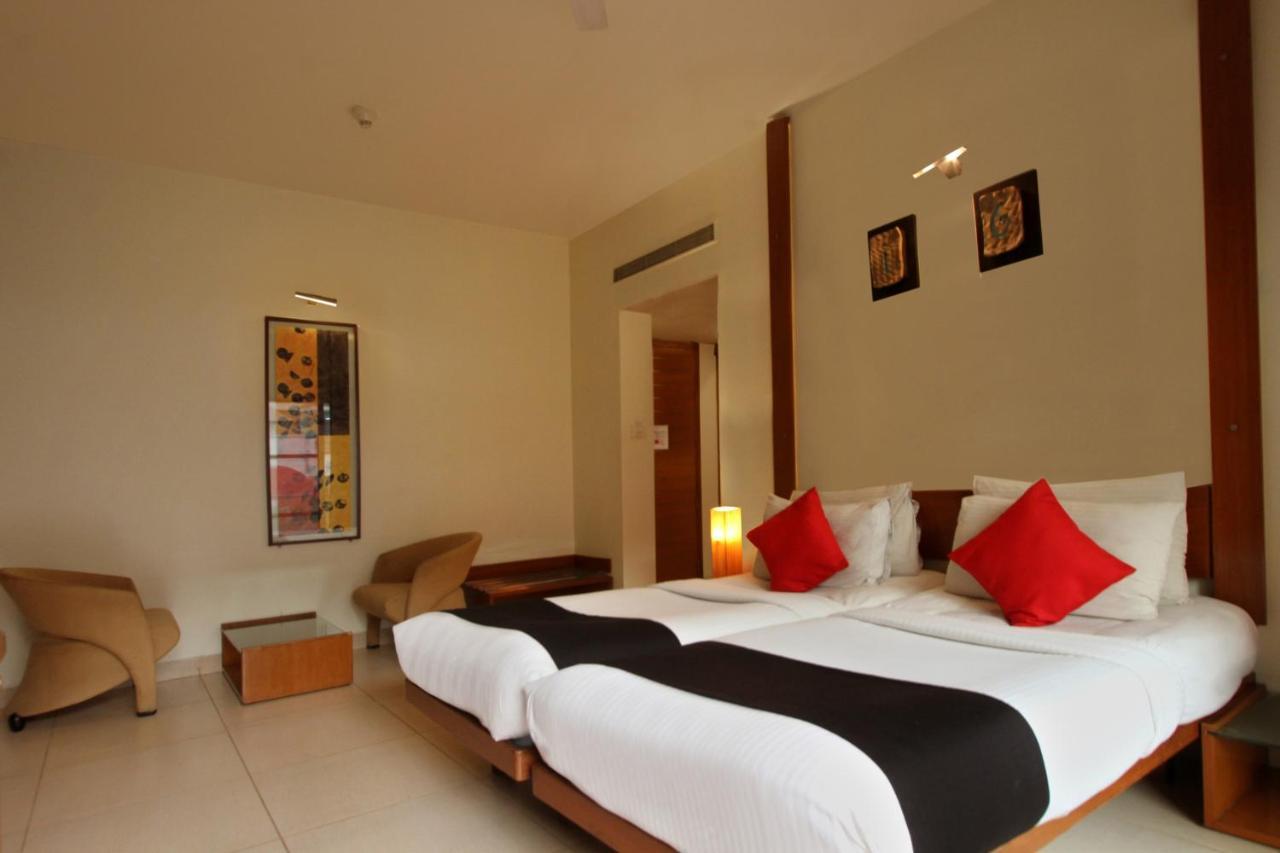 Capital O 16165 Cartier Hotell Bangalore Exteriör bild